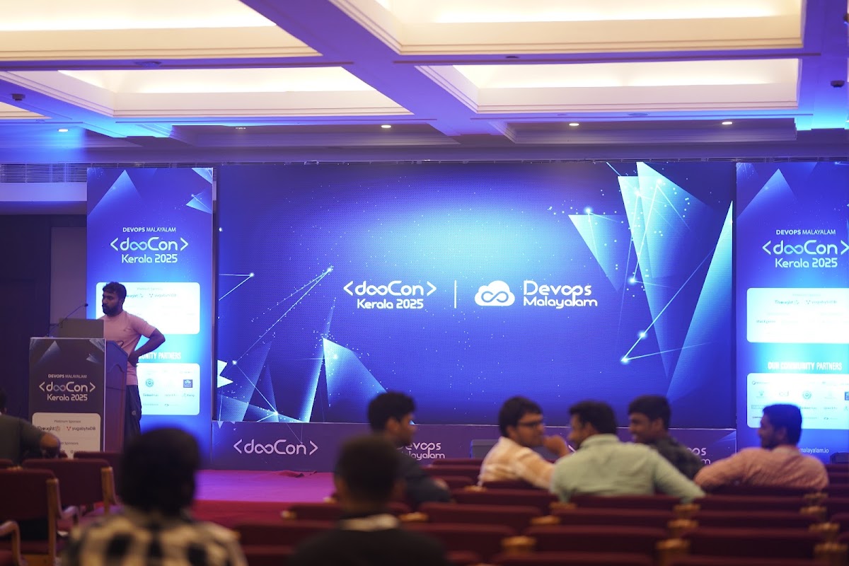 DMCon 2025 moment 1